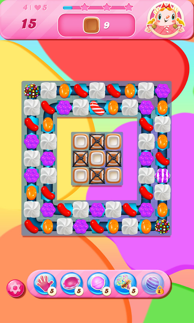 Candy Crush Saga level complete screen with score and stars.